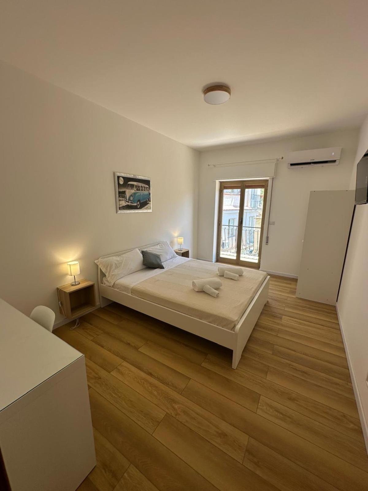 We Home Taormina Center With Parking Eksteriør bilde