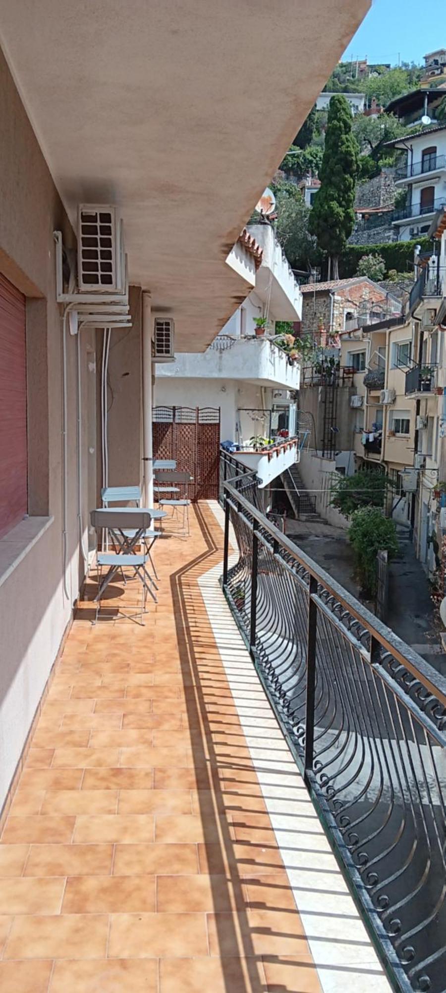We Home Taormina Center With Parking Eksteriør bilde